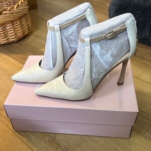 Louise et Cie Cream Pointed Toe Heels